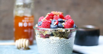 Bol d’énergie Chia pour le petit déjeuner (energy breakfast bowl)