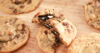 Recette de Cookies fourrés aux Oréos